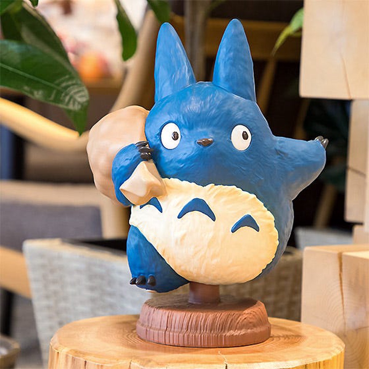 Benelic My Neighbor Totoro - Found You Medium Blue Totoro Statue
